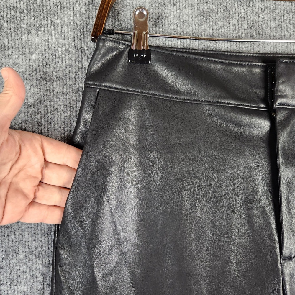 Banana Republic Pants Womens Black Faux Leather Straight Leg Size 6 High Rise - Picture 2 of 9